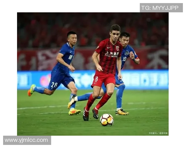 埃门与芬洛激战正酣球迷期待精彩进球与逆转时刻